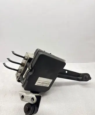 BMW 5 E60 E61 ABS Pump 6777797 6777799