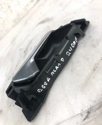 Opel Grandland X Rear door interior handle 98201552w