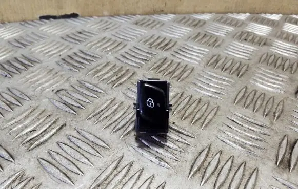 Central locking switch button