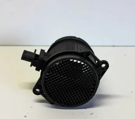 Volkswagen Touareg II Mass air flow meter 0280218260