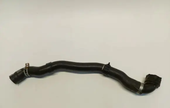Volvo XC40 Engine coolant pipe/hose 32222081
