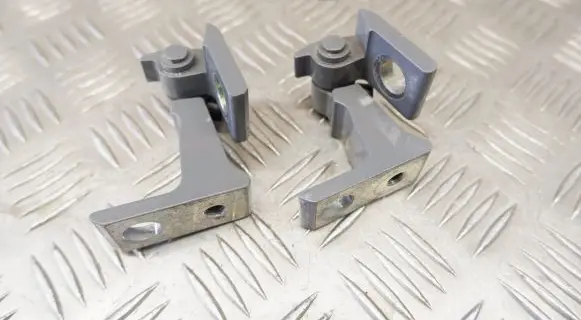 Volkswagen ID.3 Rear door hinge set 8V5833404D 8V5833404F