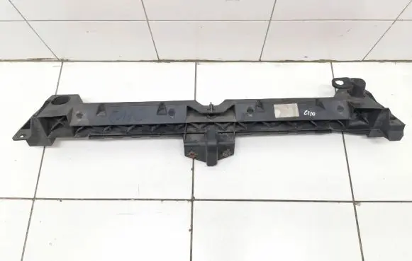Top upper radiator support slam panel