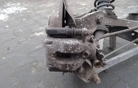Mini Cooper Countryman R60 Rear brake caliper