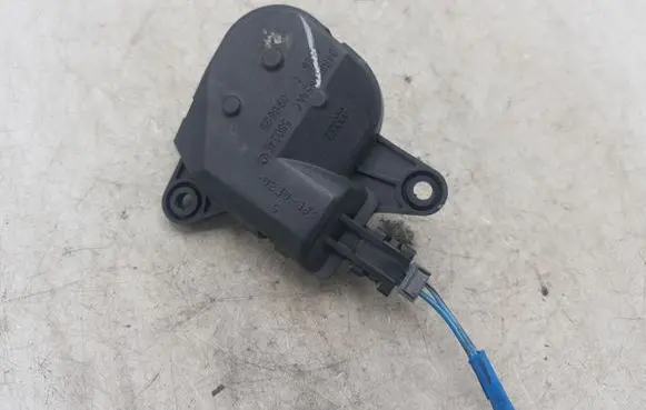 Chrysler Pacifica Air flap motor/actuator 04885465AAC 58024E