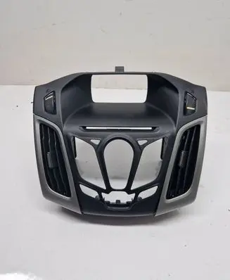 Ford Focus Radio/GPS head unit trim BM51A014L20 BM51A014L21