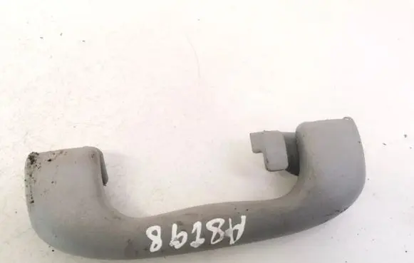Opel Zafira B Rear interior roof grab handle
