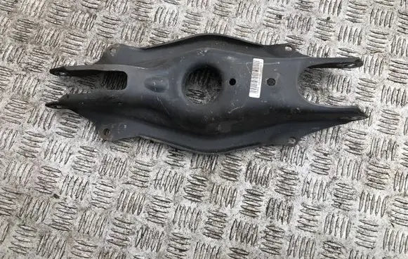 Mercedes-Benz C W205 Rear upper control arm/wishbone A2053522000
