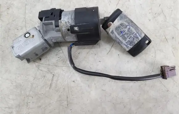 Citroen C4 Grand Picasso Ignition lock