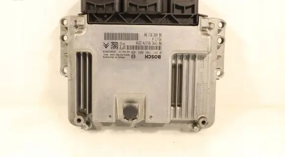 Peugeot 207 Engine control unit/module ECU 0261S04009