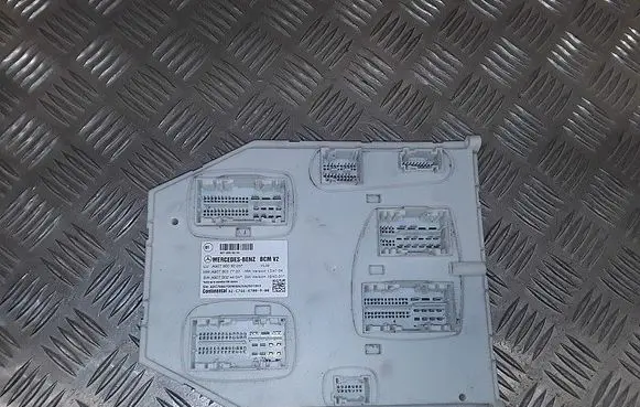 Mercedes-Benz Sprinter W907 W910 Engine control unit/module a9079009205