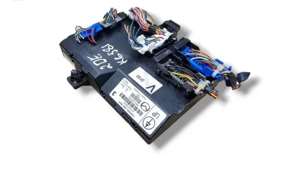 Mazda 2 Comfort/convenience module F005V00713 DF7667560E
