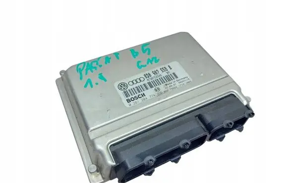 Audi A4 S4 B5 8D Engine control unit/module 8D0907558B 0261204774