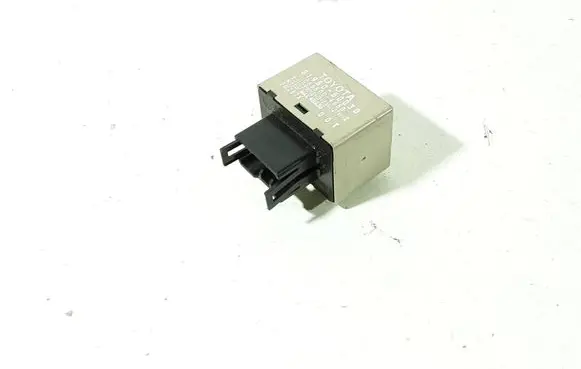 Toyota Corolla E120 E130 Other relay 8198050030 0665004650