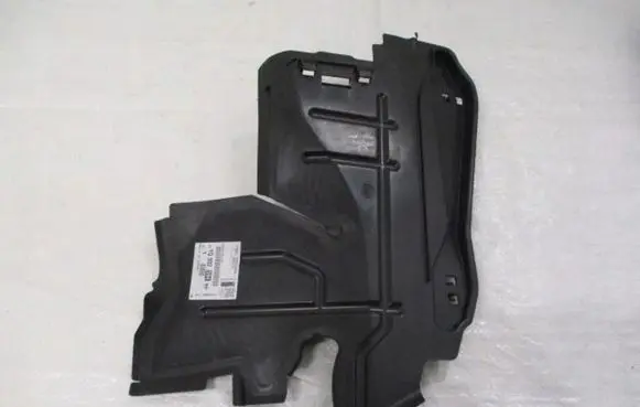 Citroen C3 Aircross Intercooler air guide/duct channel YQ00259480