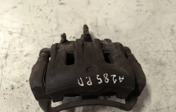 Chevrolet Captiva Front brake caliper