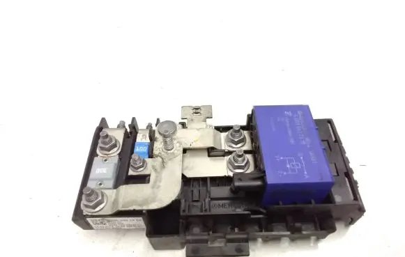 Mercedes-Benz B W246 W242 Fuse module A2465401350 A0035422319