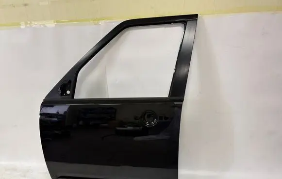 Land Rover Discovery 4 - LR4 Front door