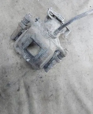 Rear brake caliper