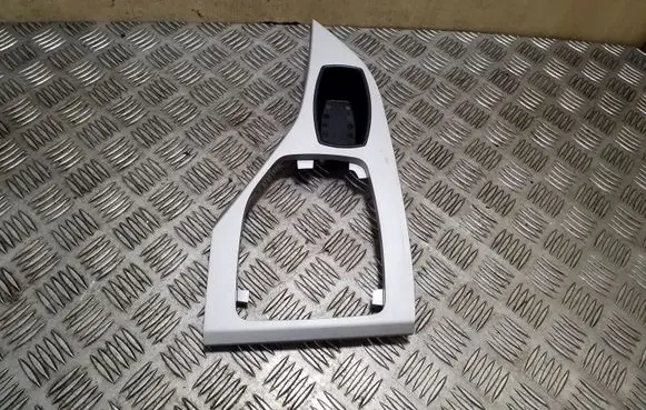 BMW X1 E84 Gear shifter surround trim plastic 2991700