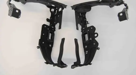 Mercedes-Benz E W211 Headlight/headlamp mounting bracket