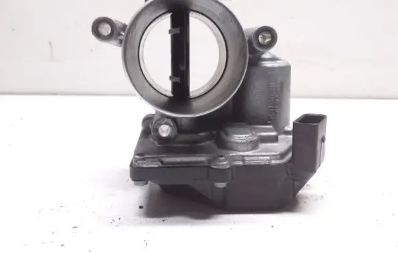Audi A4 S4 B8 8K Throttle valve A2C59512935