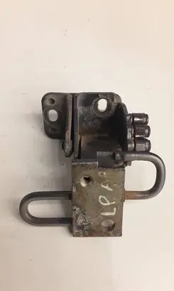 Volkswagen Touran I Front door lower hinge 