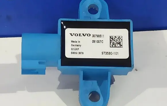 Volvo XC60 Airbag deployment crash/impact sensor 30798511