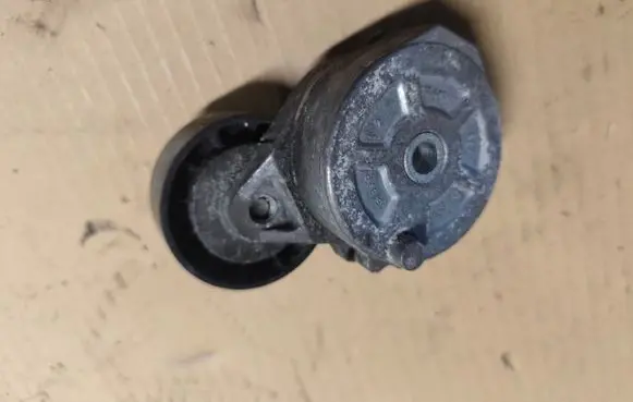 Generator/alternator belt tensioner
