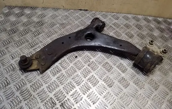 Ford Kuga I Front lower control arm/wishbone