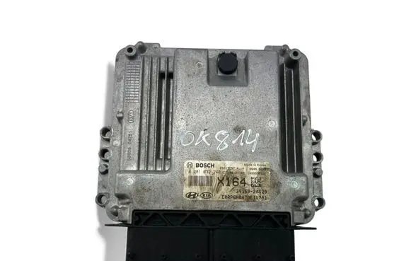 KIA Carens III Engine control unit/module ECU 391502A520 0281032240