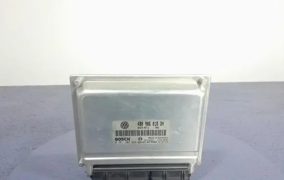 Volkswagen PASSAT B5.5 Engine control unit/module ECU 4B0906018DH