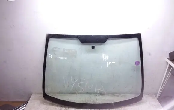 Toyota Aygo AB10 Front windscreen/windshield window 