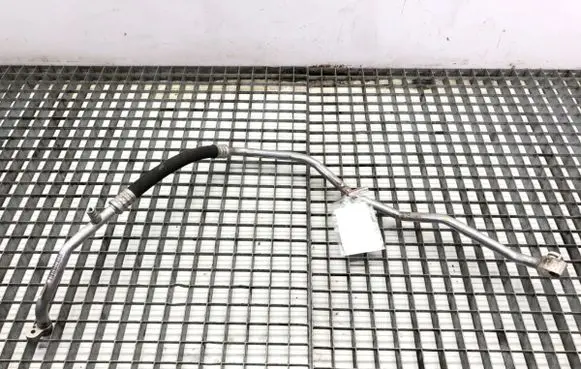 BMW X1 F48 F49 Air conditioning (A/C) pipe/hose 6832950