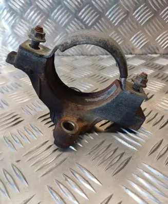 Ford C-MAX II Driveshaft support bearing bracket Y1Z7