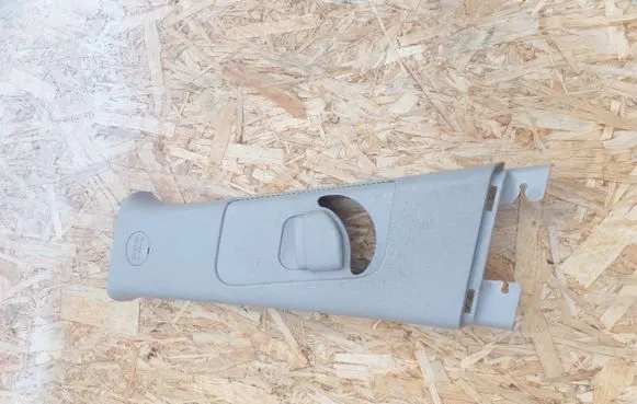 Hyundai i30 (B) pillar trim (top) 858302L100