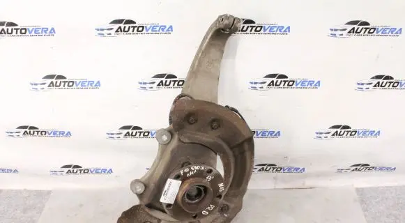 BMW 5 F10 F11 Front wheel hub 6777752