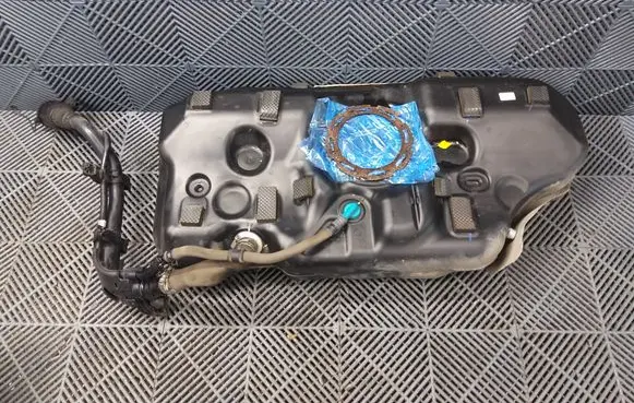KIA Ceed Fuel tank 31150G4900 3115064000 31171G4000