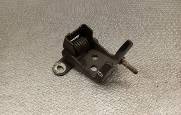 Land Rover Range Rover L322 Tailgate hinge 