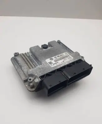 Skoda Octavia Mk2 (1Z) Engine control unit/module 03C906016E 03C906016C 0261S04393