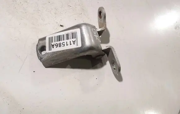 Toyota Avensis T250 Front door upper hinge