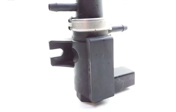 Volkswagen Bora Brake central valve 72290320 1J0906627
