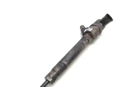 Volvo XC70 Fuel injector 30750283 0445110251