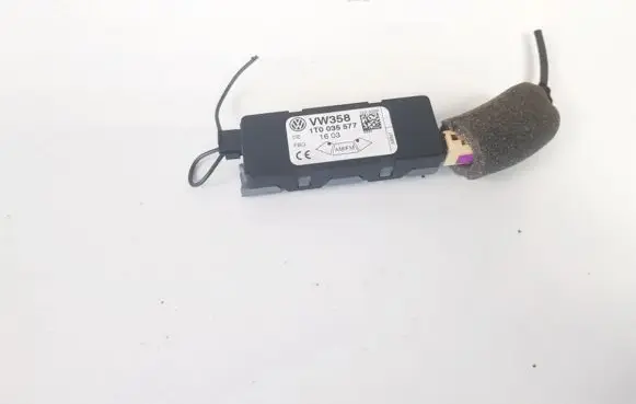 Volkswagen Touran I Antenna control unit 1t0035577 vw358