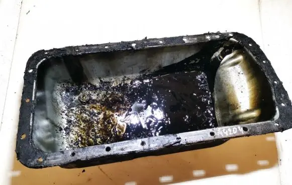 Hyundai Lantra II Oil sump
