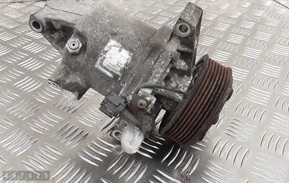 Nissan Juke I F15 Air conditioning (A/C) compressor (pump) 926001ka1b