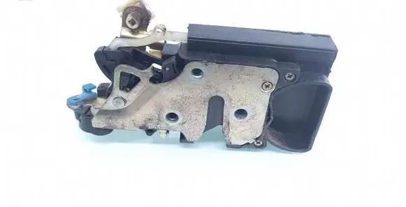 Chevrolet Nubira Rear door lock 