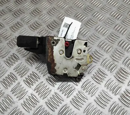 BMW 7 E38 Rear door lock 8125671