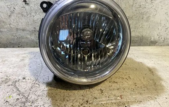 Jeep Cherokee Headlight/headlamp