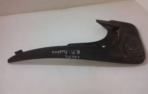 Volkswagen Golf IV Front mudguard 